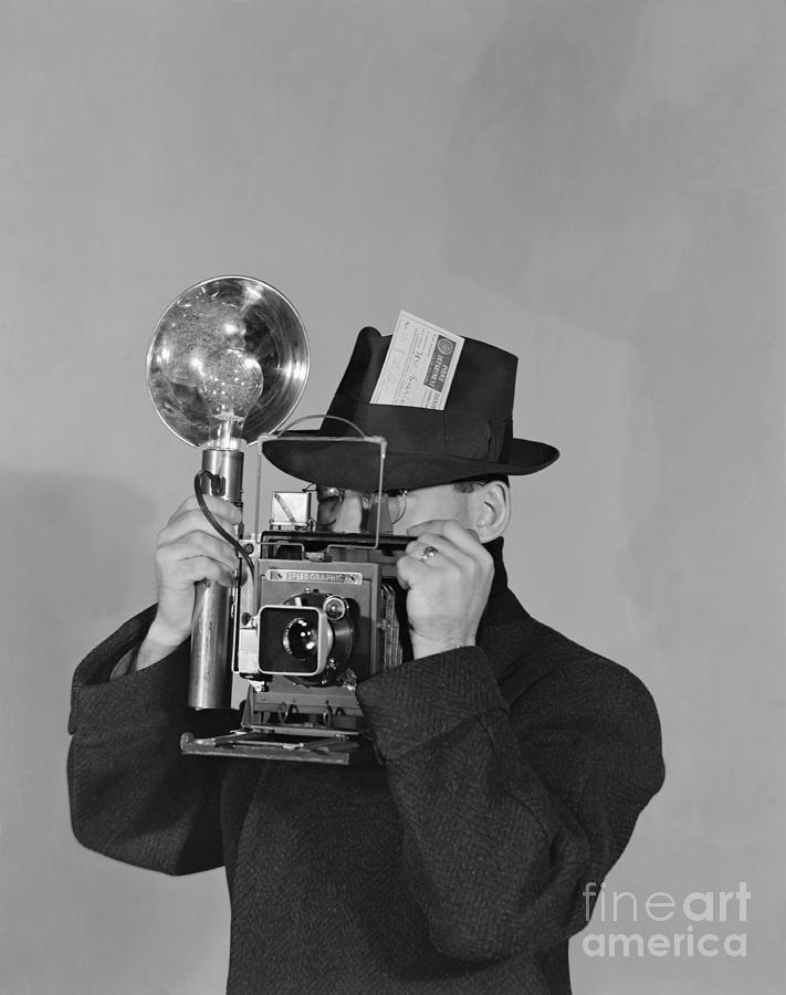 Reporter With Speed Graphic Camera Photograph by Bettmann