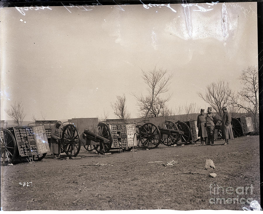 Reserve Battery Of Serbian Howitzers Photograph by Bettmann