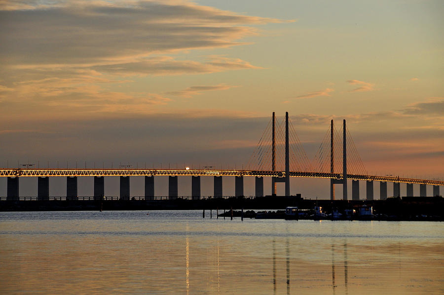 Øresundsbron Photograph by Leuntje