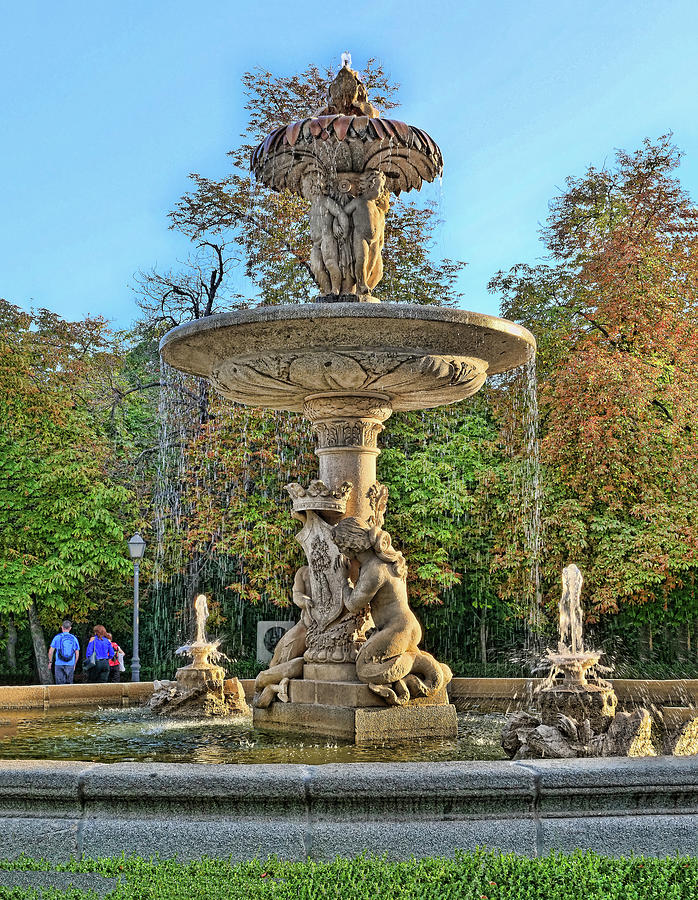 Retiro Park Fountain - Madrid Photograph
