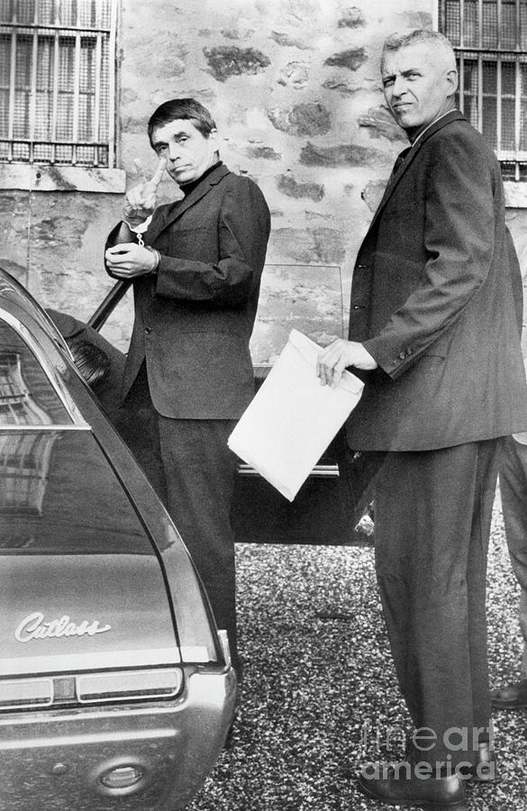 Reverends Daniel And Philip Berrigan Photograph by Bettmann