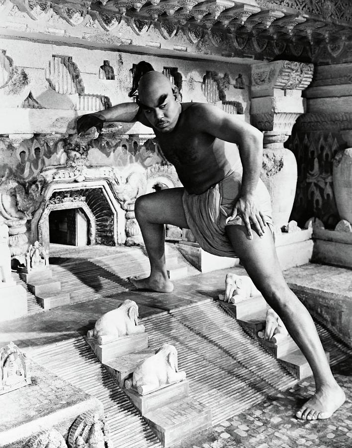 REX INGRAM -ACTOR- in THE THIEF OF BAGDAD -1940-. Photograph by Album