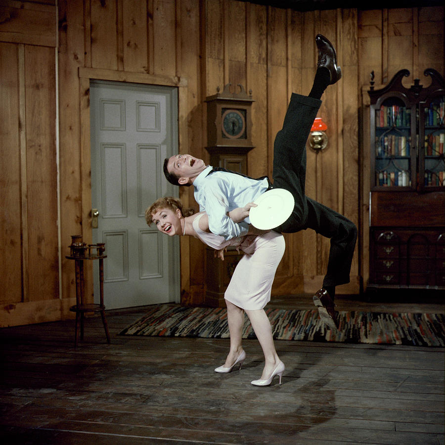 Debbie Reynolds Photograph - Reynolds and Randall In The Mating Game by Allan Grant