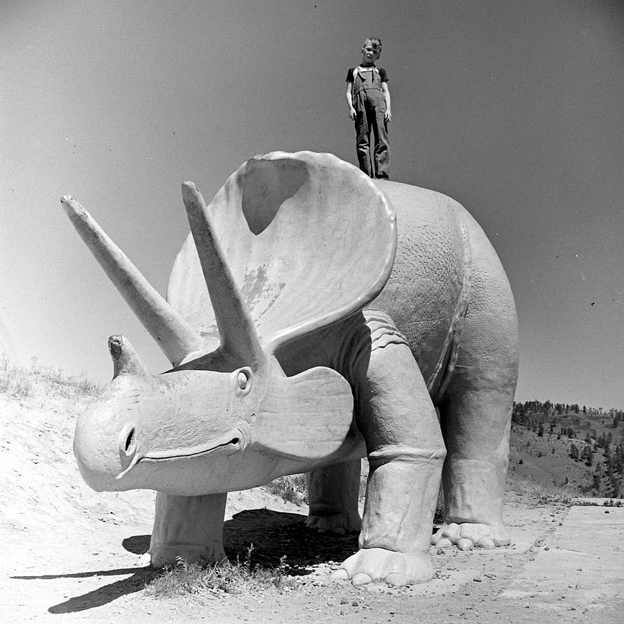 Child Photograph - Rhino Sculpture by Alfred Eisenstaedt