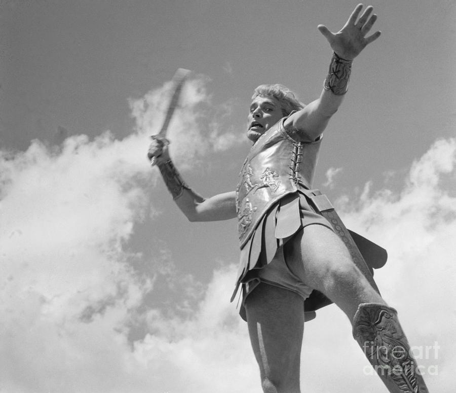 Richard Burton In Alexander The Great Photograph by Bettmann