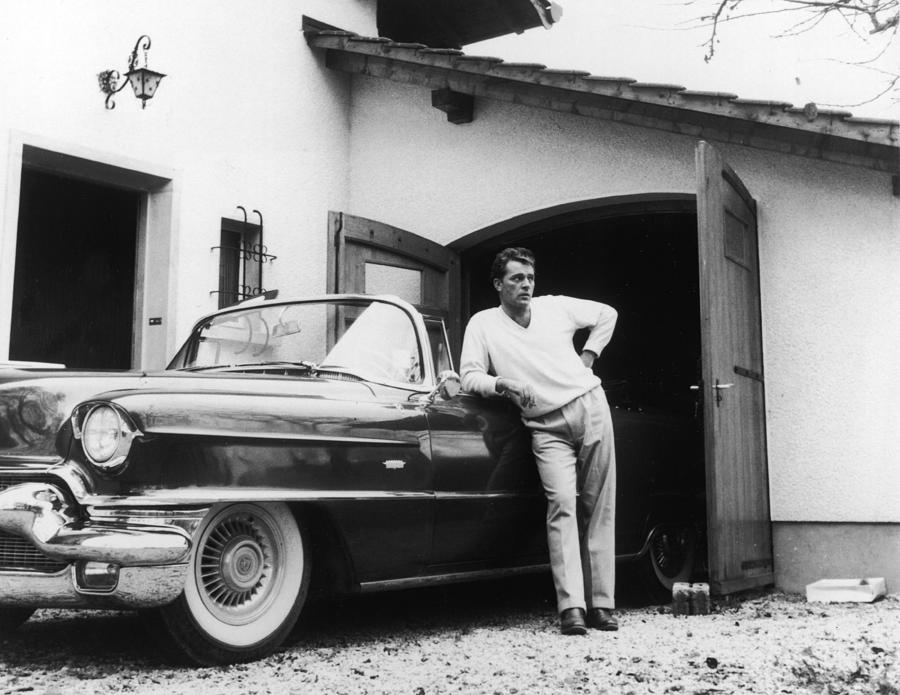 Richard Burton With Cadillac Photograph by Hulton Archive