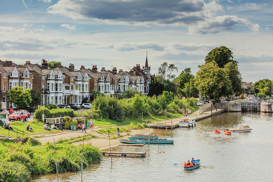 Richmond Upon Thames / Richmond upon Thames named as the happiest place
