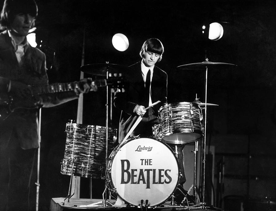 Ringo Starr Photograph - Ringo Starr And His Drumset In The 1960s by Keystone-france