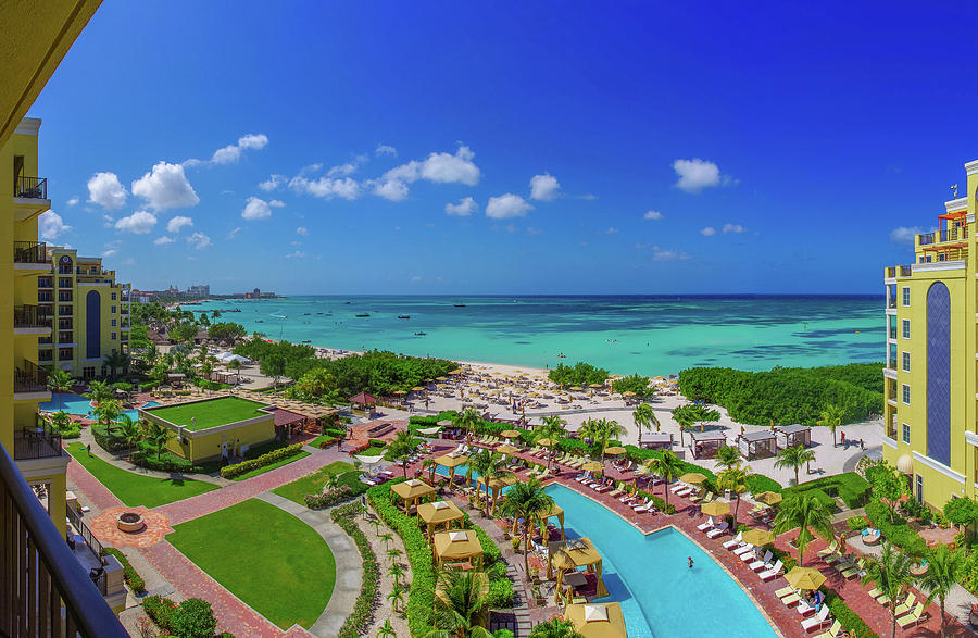 Ritz-Carlton Aruba Photograph by Scott McGuire