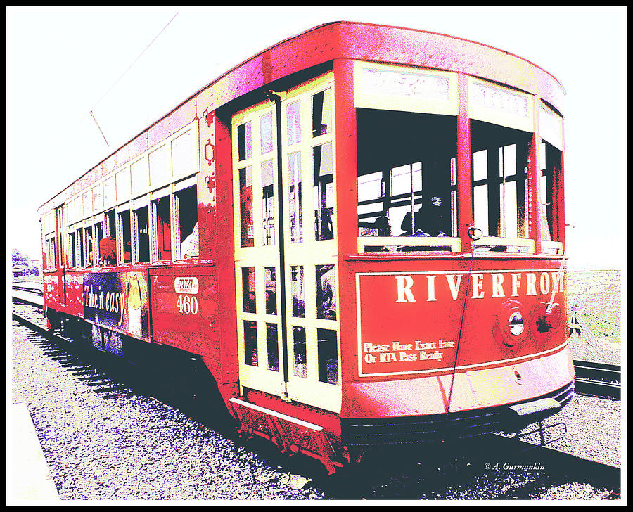 Riverfront Trolley, New Orleans Photograph by A Macarthur Gurmankin