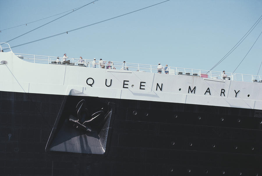 Rms Queen Mary Photograph by Alfred Gescheidt