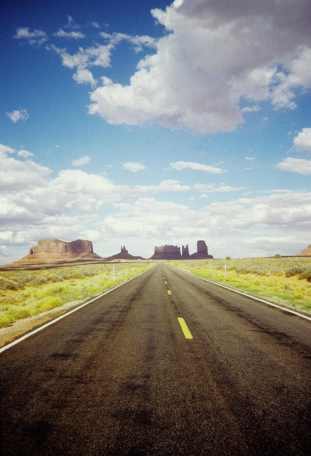 Road In Monument Valley Photograph by Stefano Salvetti