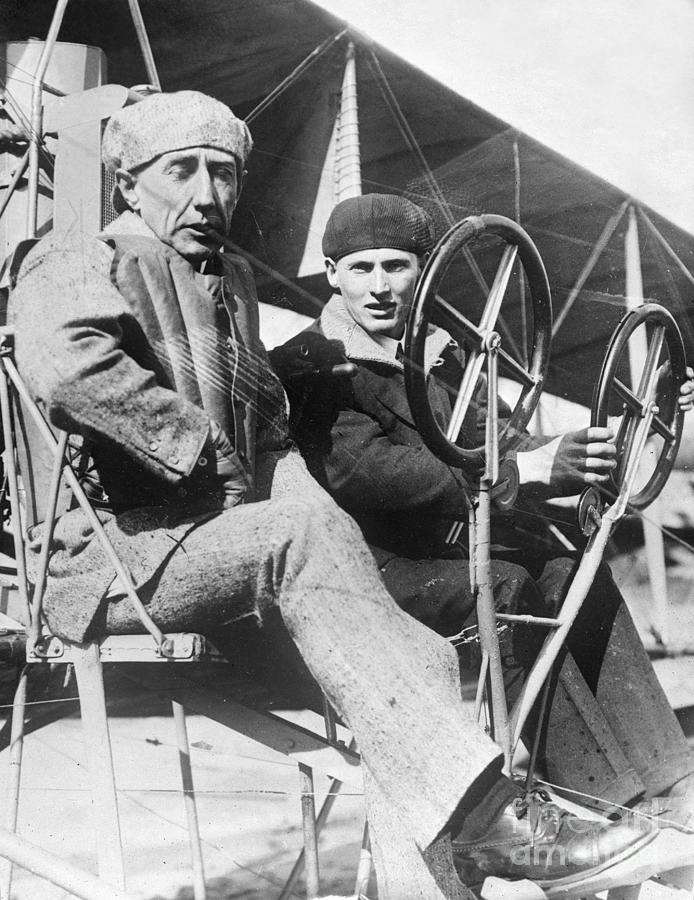 Roald Amundsen And His Assistant Flying Photograph by Bettmann