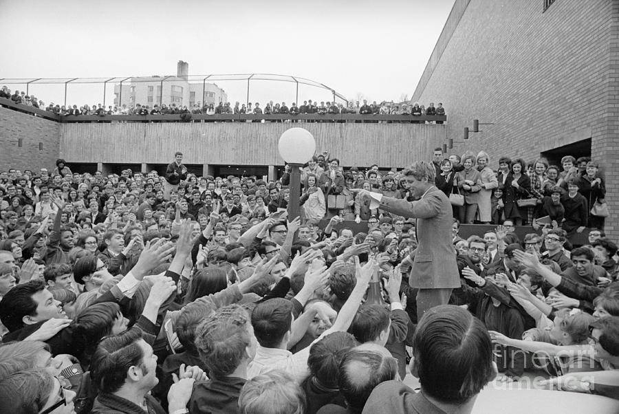 Robert F. Kennedy With Political Fans Photograph by Bettmann