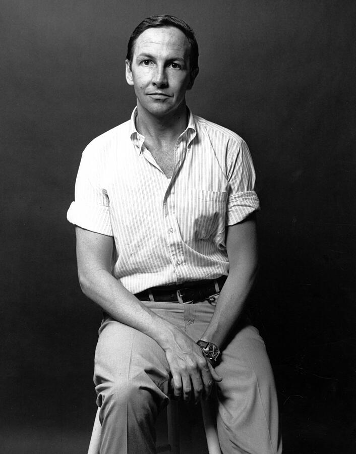Black And White Photograph - Robert Rauschenberg by Jack Mitchell Black And White Photograph - Robert Rauschenberg by Jack Mitchell