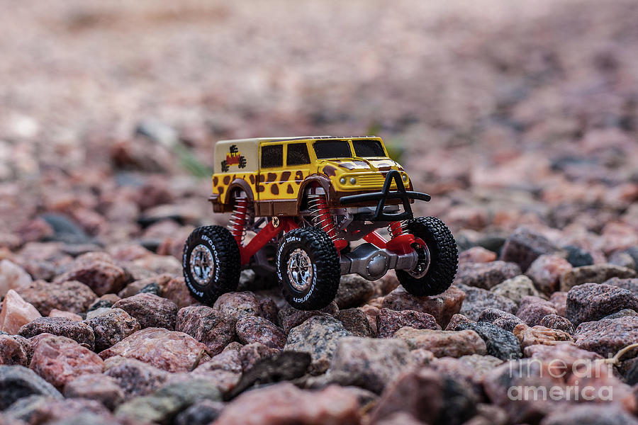 rock crawler toy car