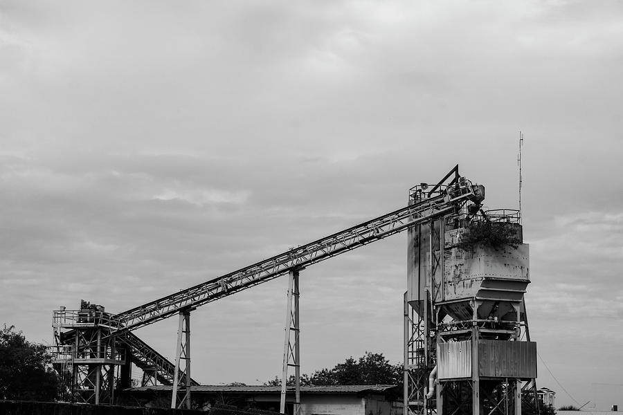 Rock Rig Photograph by Robert Wilder Jr