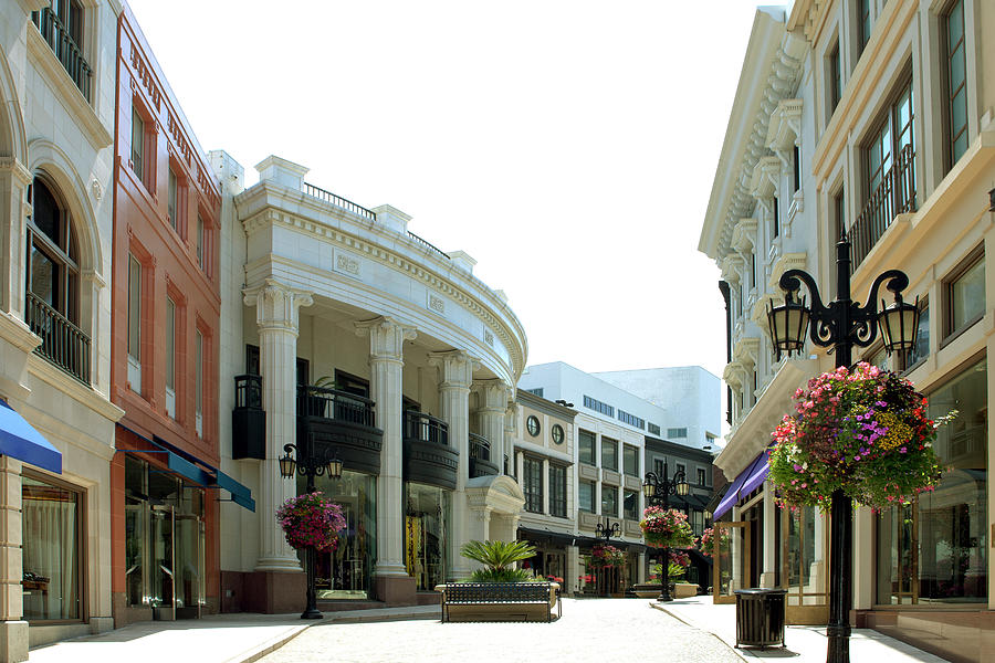 Rodeo Drive, Beverly Hills, California Photograph by Geri Lavrov