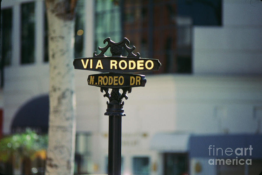 Photo: Rodeo drive street sign. Beverly Hills, California, USA.