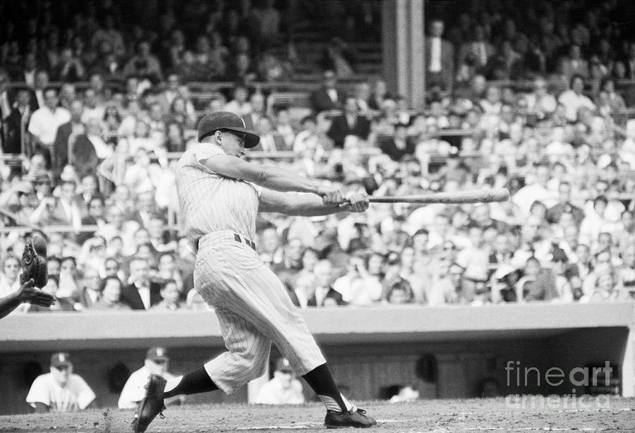 Babe Ruth Photograph - Roger Maris Surpasses Ruths Record by Bettmann