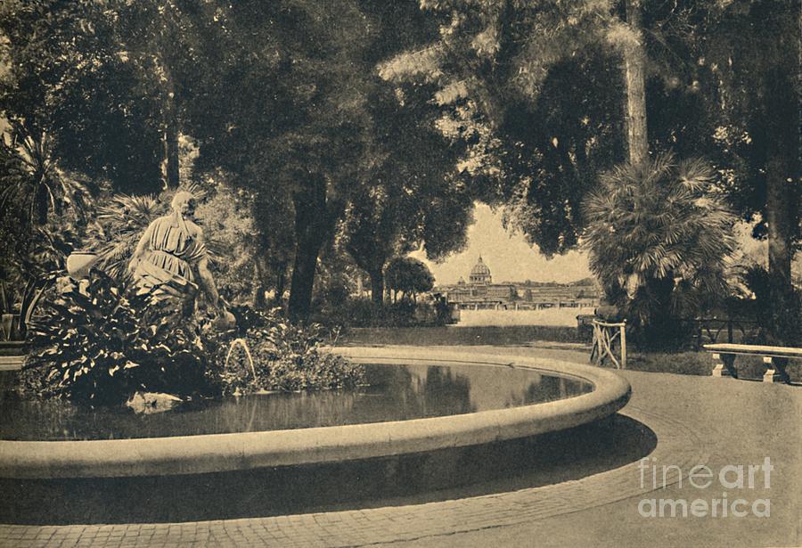 Roma - The Pincio Park Fountain Drawing by Print Collector