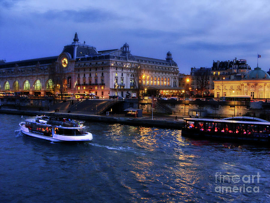 Paris Photograph - Romance in Paris by Amy Dundon
