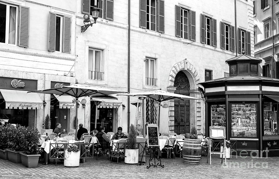 Rome Lunch Scene Photograph by John Rizzuto