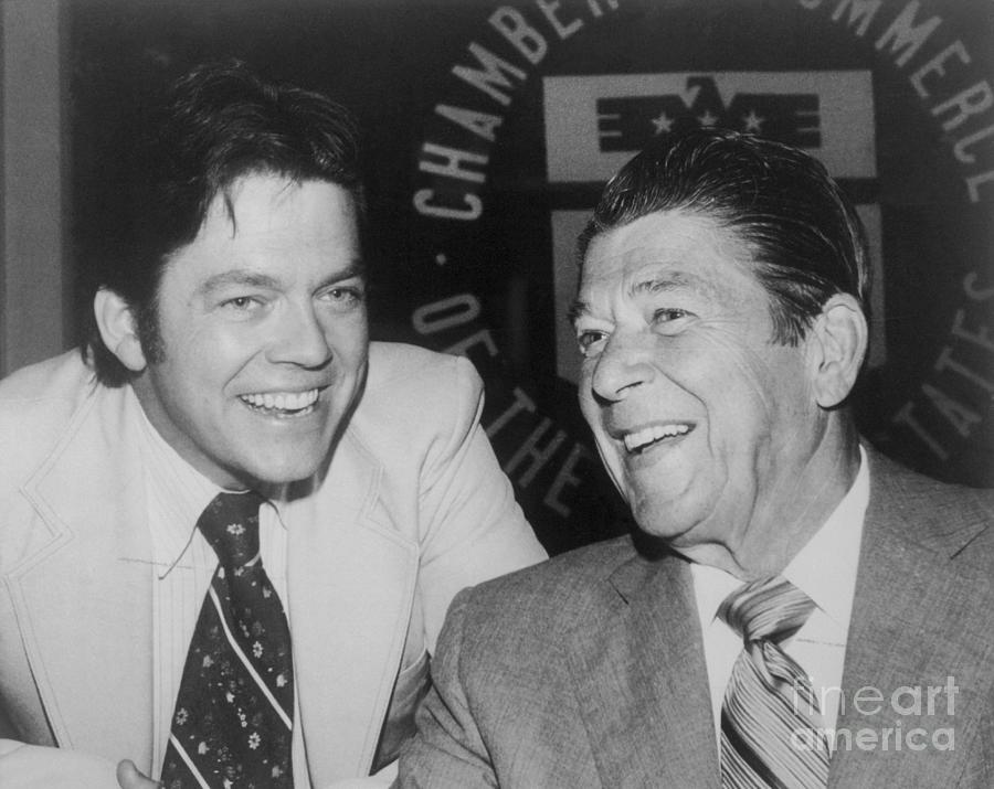 Ronald Reagan And Arthur B. Laffer Photograph by Bettmann