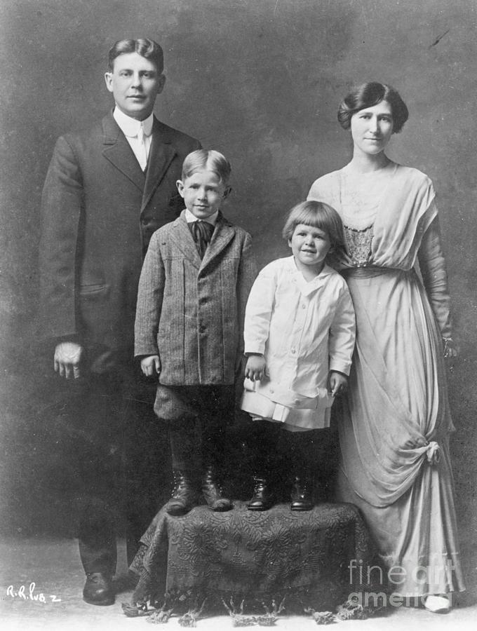 Ronald Reagan With His Family Photograph by Bettmann