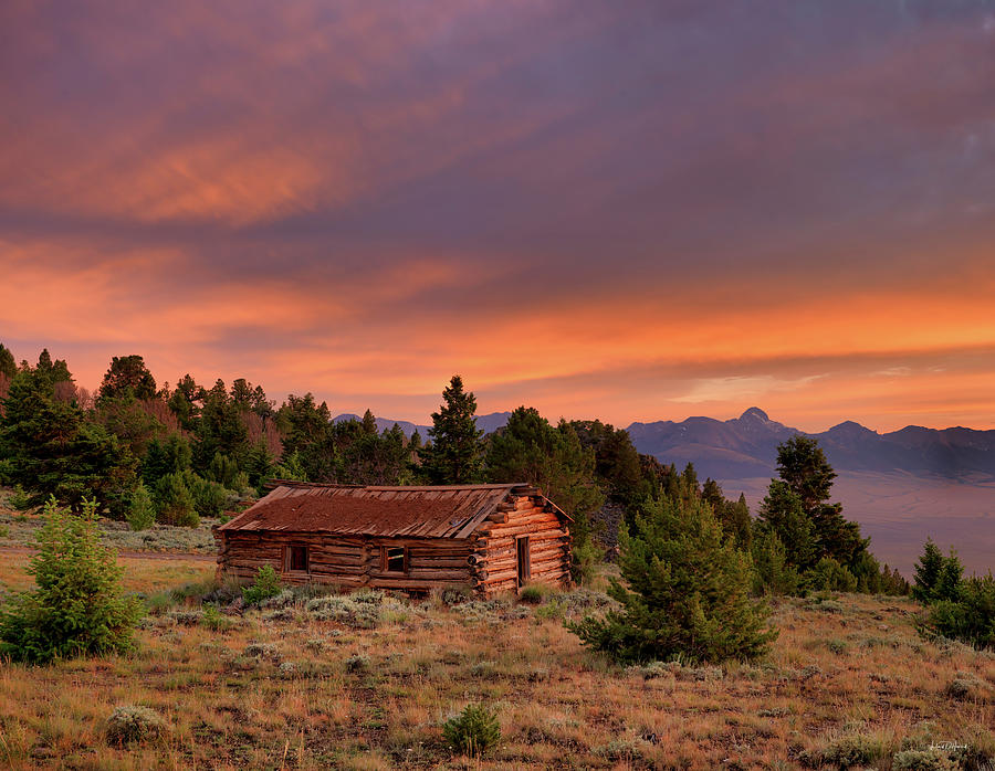 Cabin Photograph - Room With a View by Leland D Howard