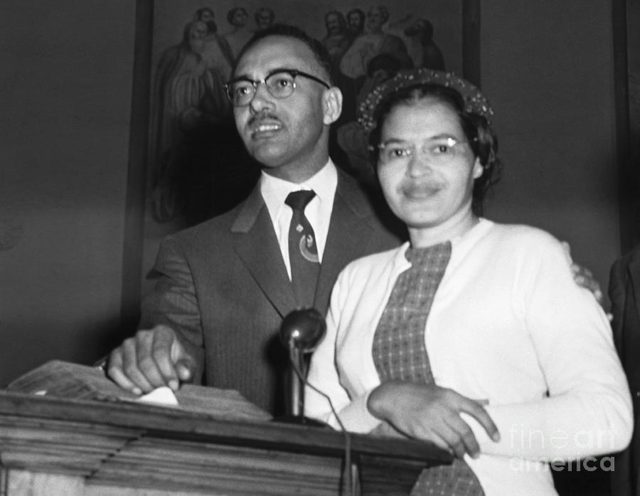 Rosa Parks With Thomas Kilgore Jr Photograph By Bettmann - Pixels Merch