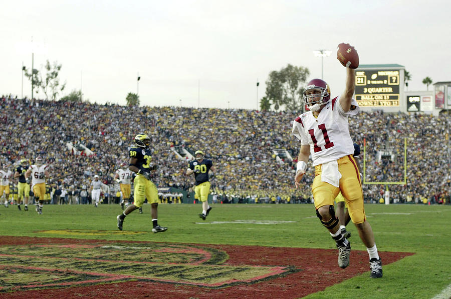 Rose Bowl Michigan V Usc Photograph by Donald Miralle