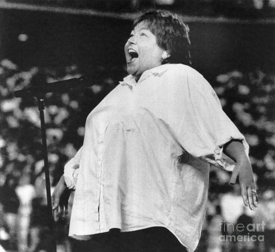 Roseanne Sings National Anthem Photograph by Bettmann
