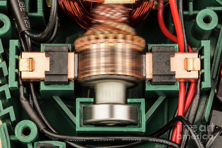 Rotating Electric Motor Photograph by Martyn F. Chillmaid/science Photo ...