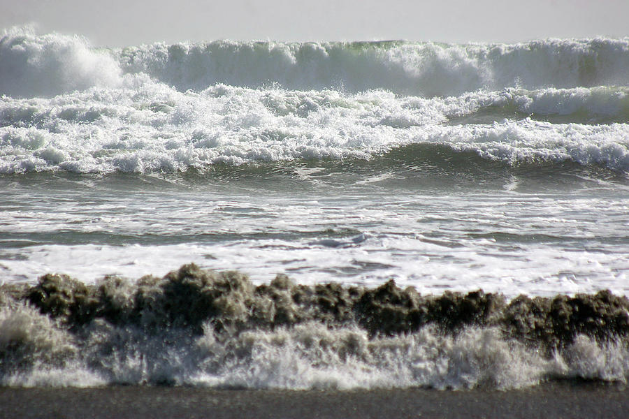 Rough Pacific Waves Crashing Photograph by Photography By Jessie Reeder