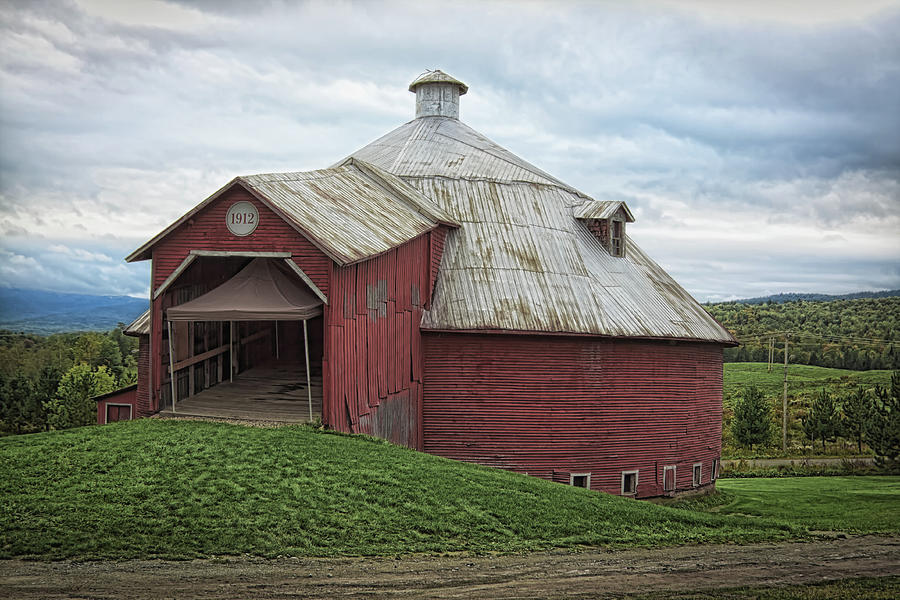 Round barn - Mansonville, Quebec by Tatiana Travelways Round barn - Mansonville, Quebec by Tatiana Travelways