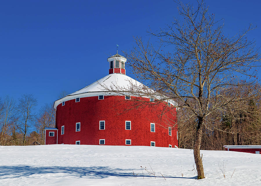 Round Barn Winter Day Photograph by Tim Kirchoff