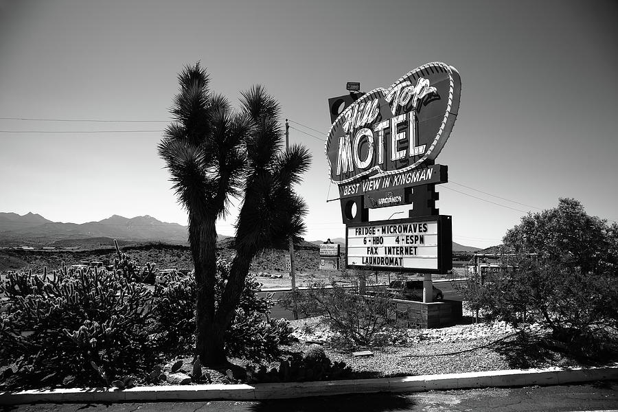 Route 66 - Hill Top Motel 2012 BW Photograph by Frank Romeo