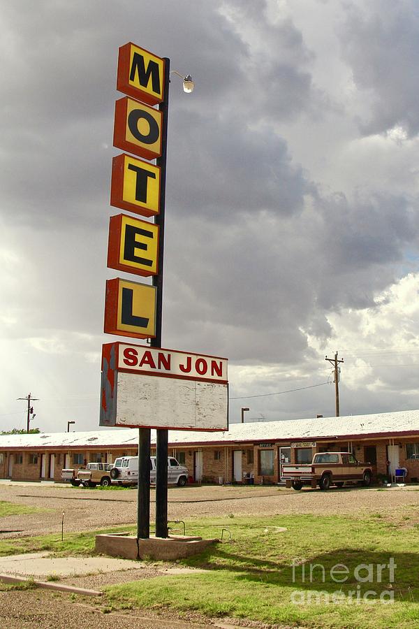 Route 66 Motel Sign Photograph by Suzanne Oesterling