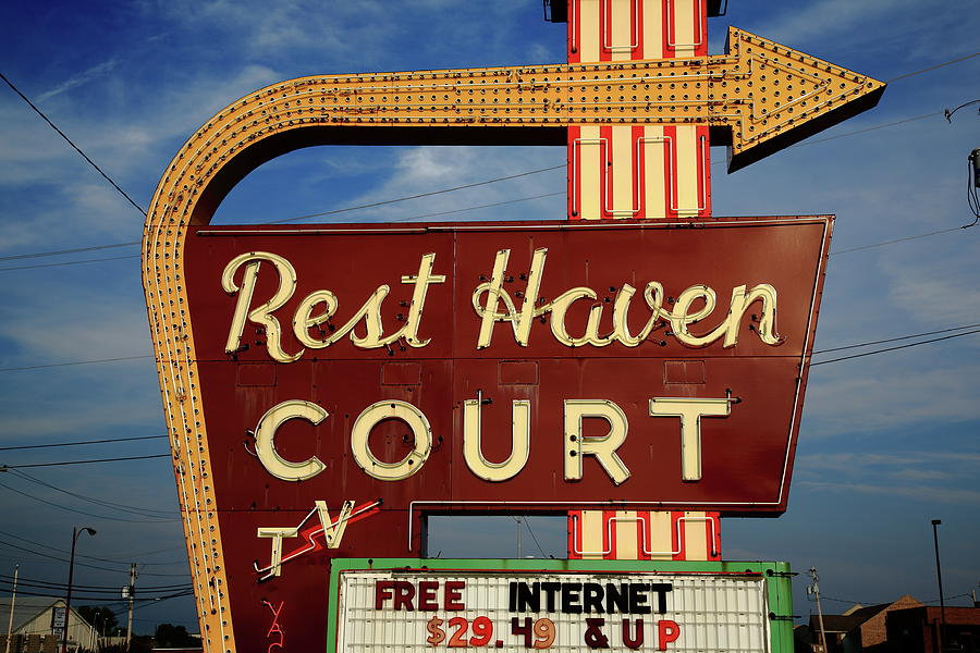 Route 66 - Rest Haven Motel 2010 Photograph by Frank Romeo