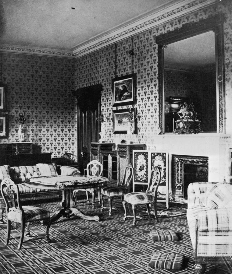 Royal Drawing Room Photograph by Hulton Archive