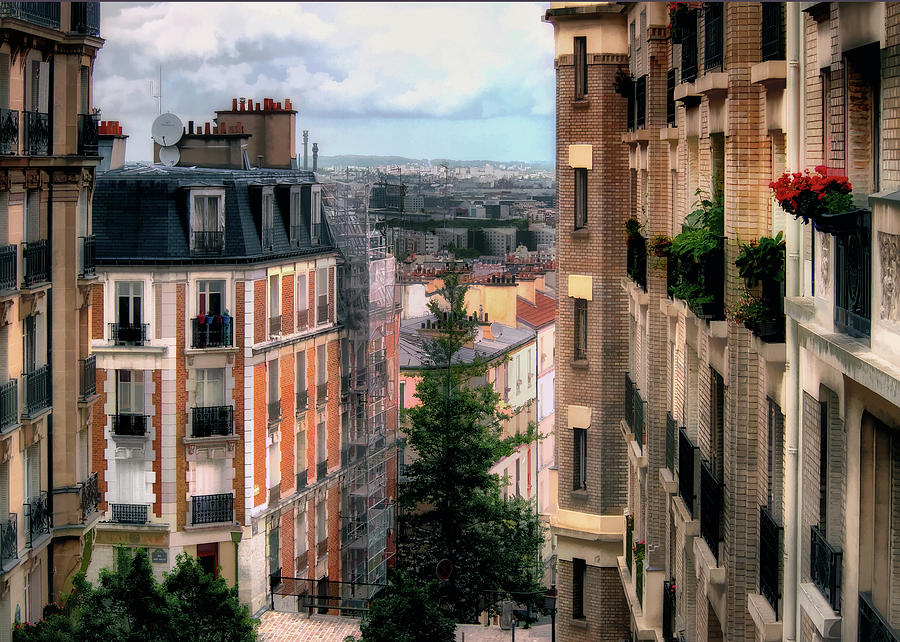 Rue du Mont Cenis Montmartre Photograph by Jim Hill