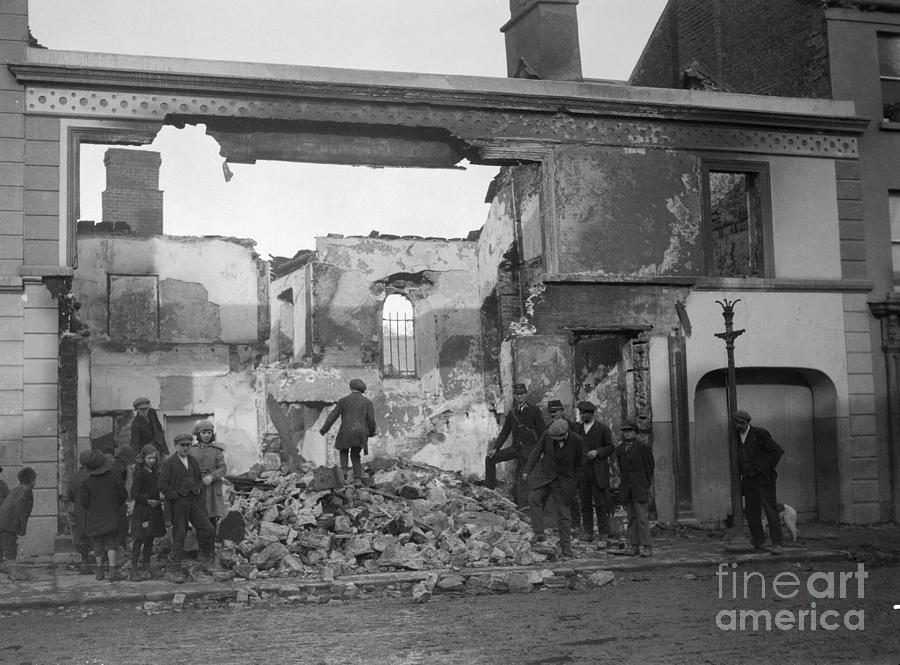 Ruins Of Homes After Riots In Dublin Photograph by Bettmann