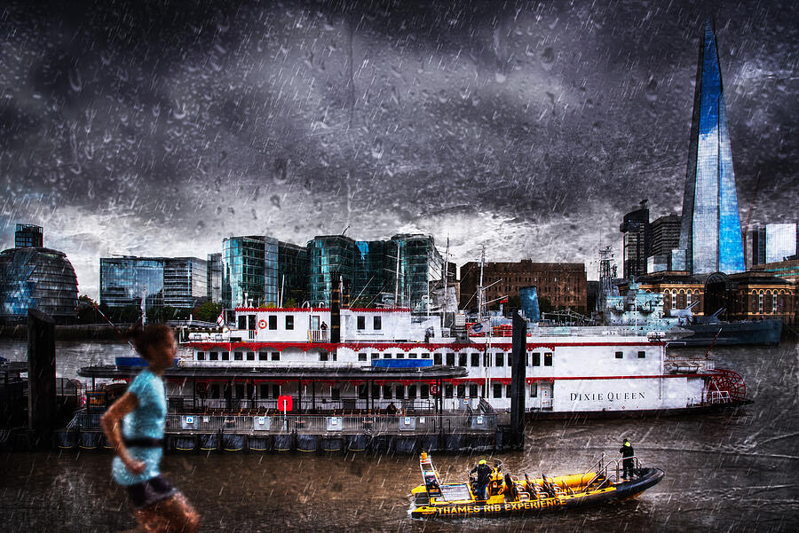 London Photograph - Running Along The Thames by Nicodemo Quaglia