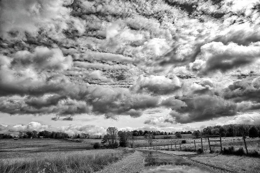 Rural New Paltz Hudson Valley, NY BW Photograph by Susan Candelario