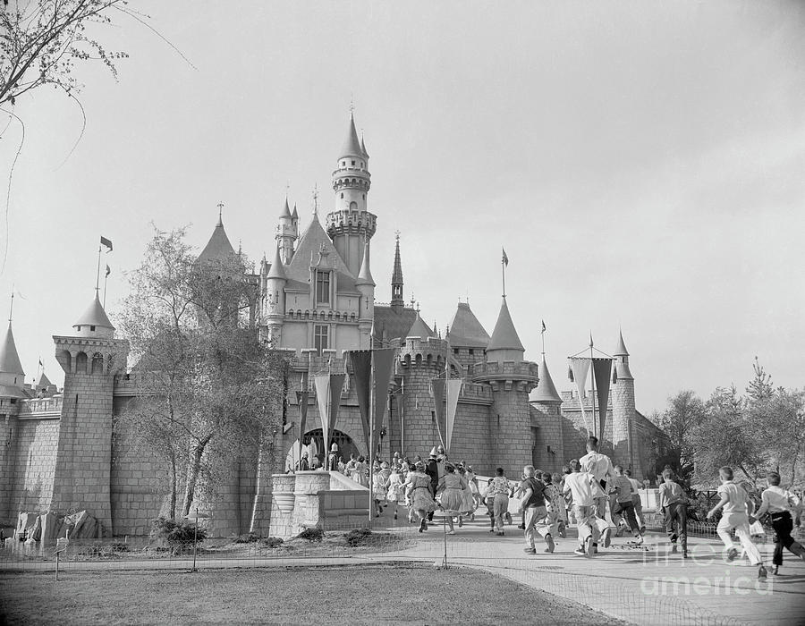Rushing Toward Sleeping Beauty Castle Photograph by Bettmann
