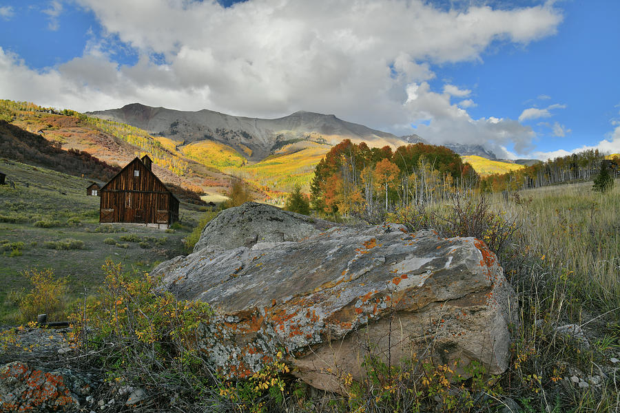 Rustic Ranch Scene near Telluride Photograph by Ray Mathis