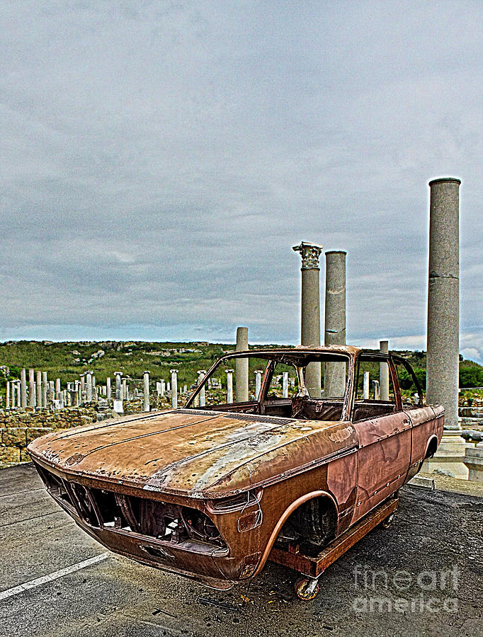 Rusty 5 Photograph by Tom Griffithe