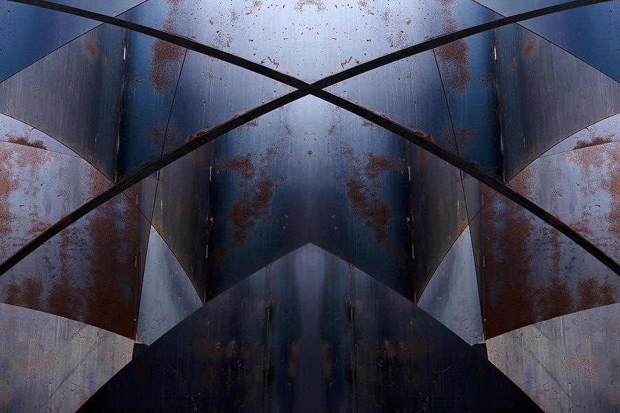 Abstract Photograph - Rusty Blue by Greetje Van Son
