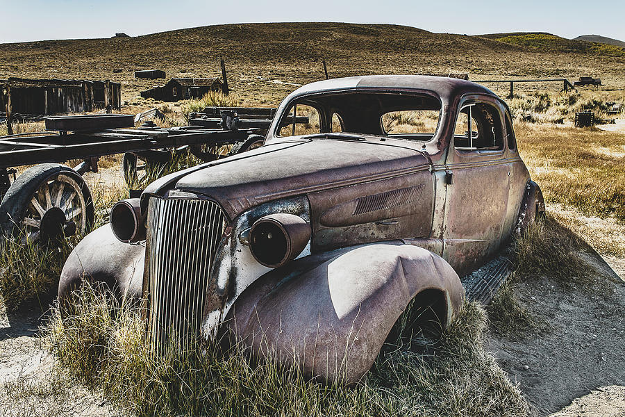 Rusty Coupe Photograph by Gary Geddes
